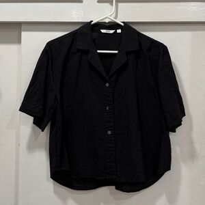 Uniqlo Black Button Up Shirt